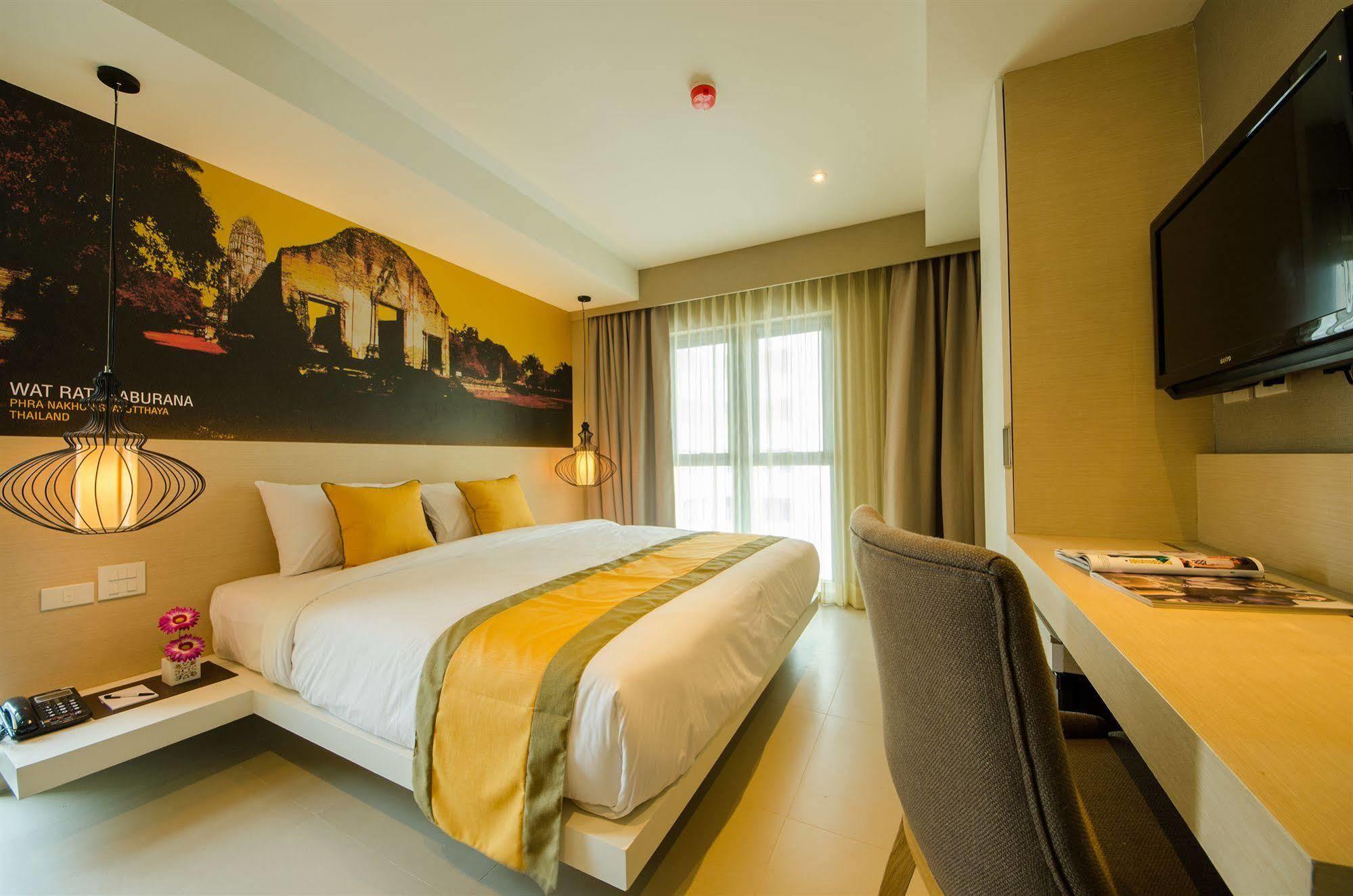 Bizotel Premier Hotel&Residence Bangkok Extérieur photo