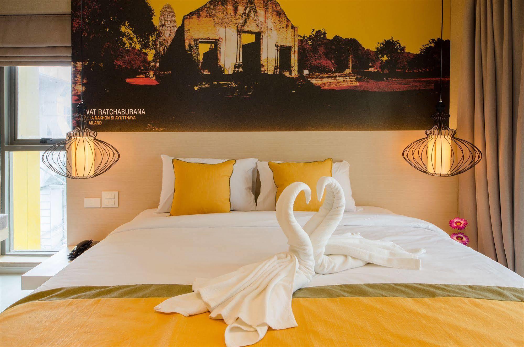 Bizotel Premier Hotel&Residence Bangkok Extérieur photo