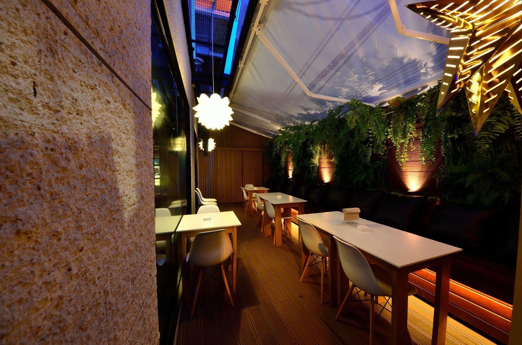Bizotel Premier Hotel&Residence Bangkok Extérieur photo