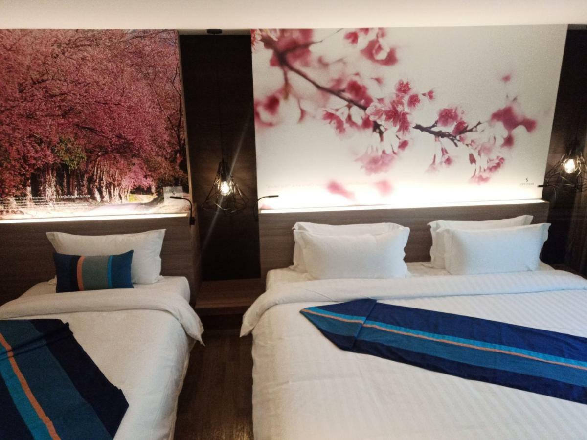 Bizotel Premier Hotel&Residence Bangkok Extérieur photo